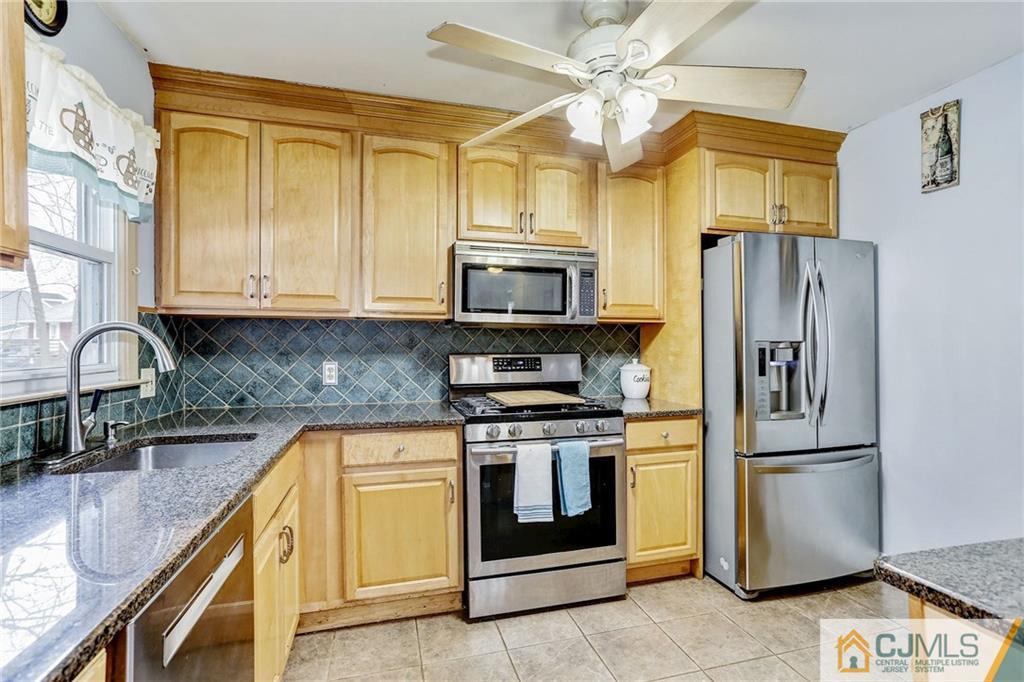 3 Marlin Road Old Bridge, NJ 08857 - Photo 7 of 25 Gallery Image 7