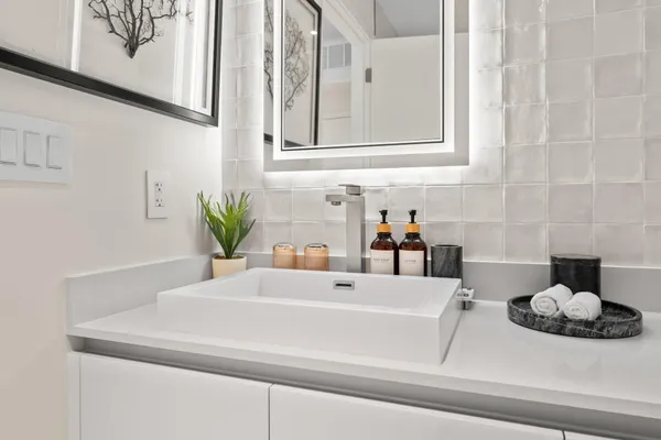 $21,000 | 3100 North Ocean Drive, Unit H1006, Singer Island, FL 33404