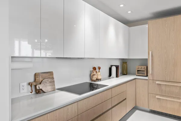 $21,000 | 3100 North Ocean Drive, Unit H1006, Singer Island, FL 33404