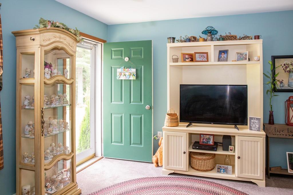68 Mountain Road Erving, MA 01344 - Photo 4 of 42 Gallery Image 4