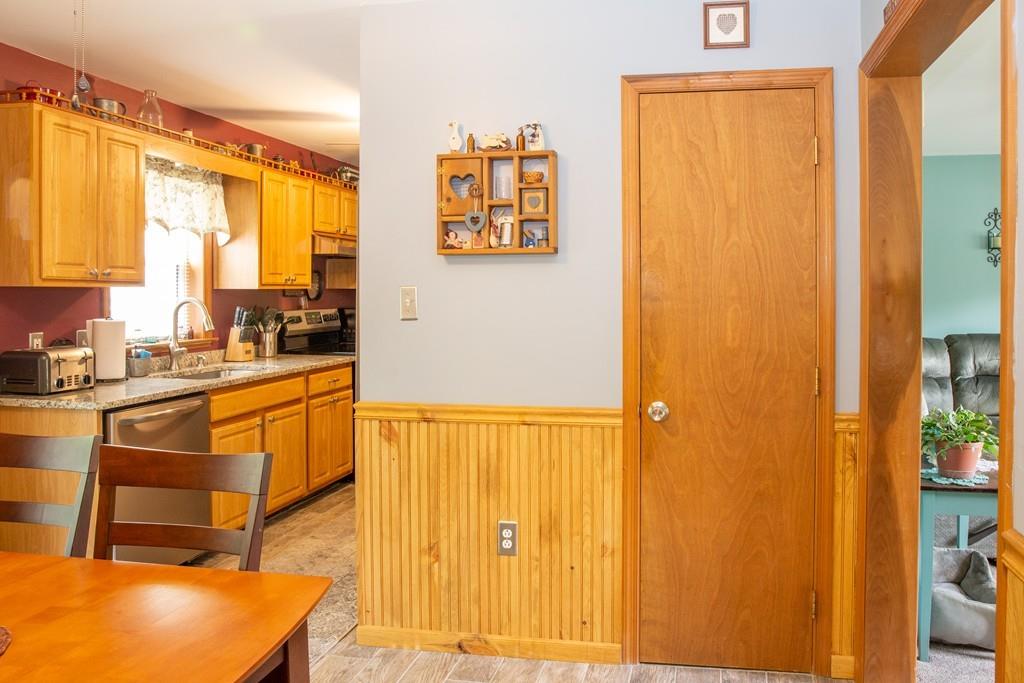 68 Mountain Road Erving, MA 01344 - Photo 7 of 42 Gallery Image 7