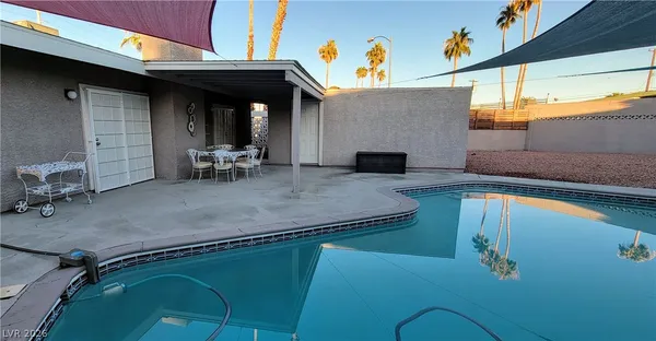 $3,500 | 3327 Seminole Circle, Las Vegas, NV 89169