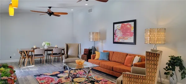 $3,500 | 3327 Seminole Circle, Las Vegas, NV 89169