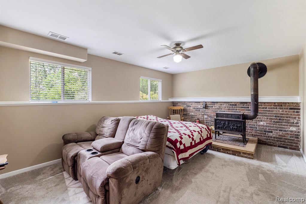 1490 Gage Road Holly, MI 48442 - Photo 13 of 27 Gallery Image 13