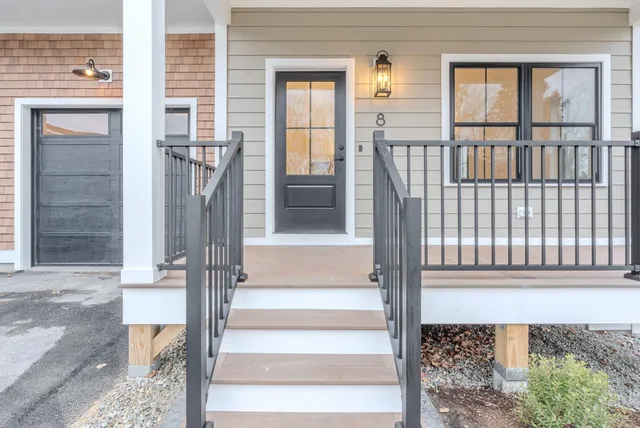 $599,000 | 6 Daybreak Lane, Unit 18, Windham, ME 04062