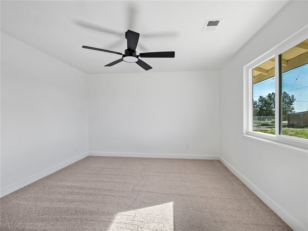 16548 Quinnault Road Apple Valley, CA 92307 - Photo 17 of 38