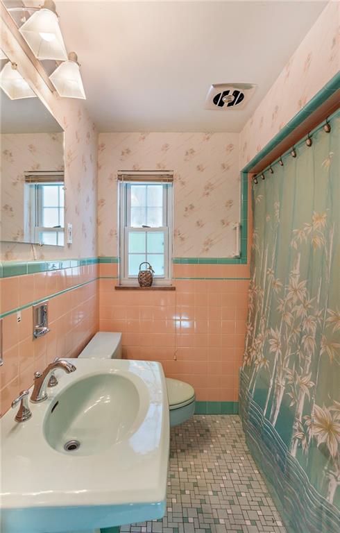 603 Filmore Road Pittsburgh, PA 15221 - Photo 18 of 24