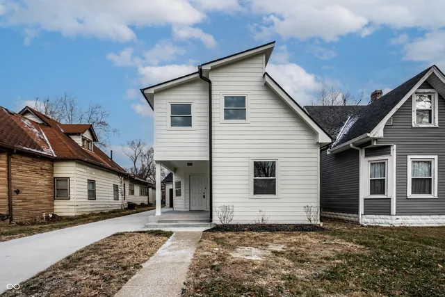 $365,000 | 440 West 40th Street, Indianapolis, IN 46208