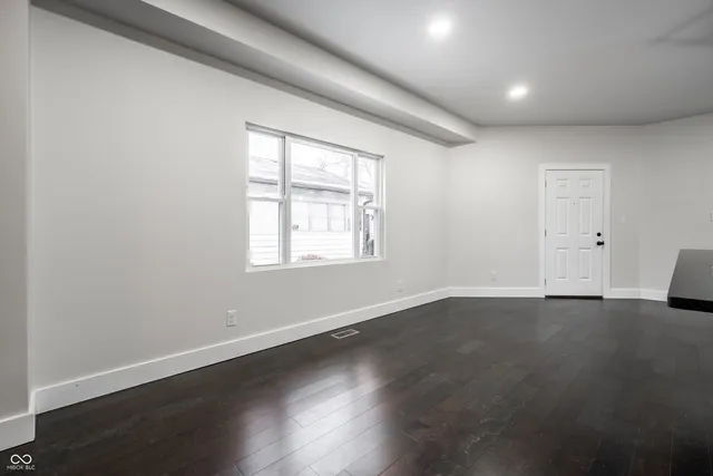 $365,000 | 440 West 40th Street, Indianapolis, IN 46208
