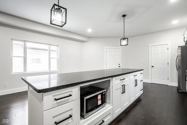 $365,000 | 440 West 40th Street, Indianapolis, IN 46208