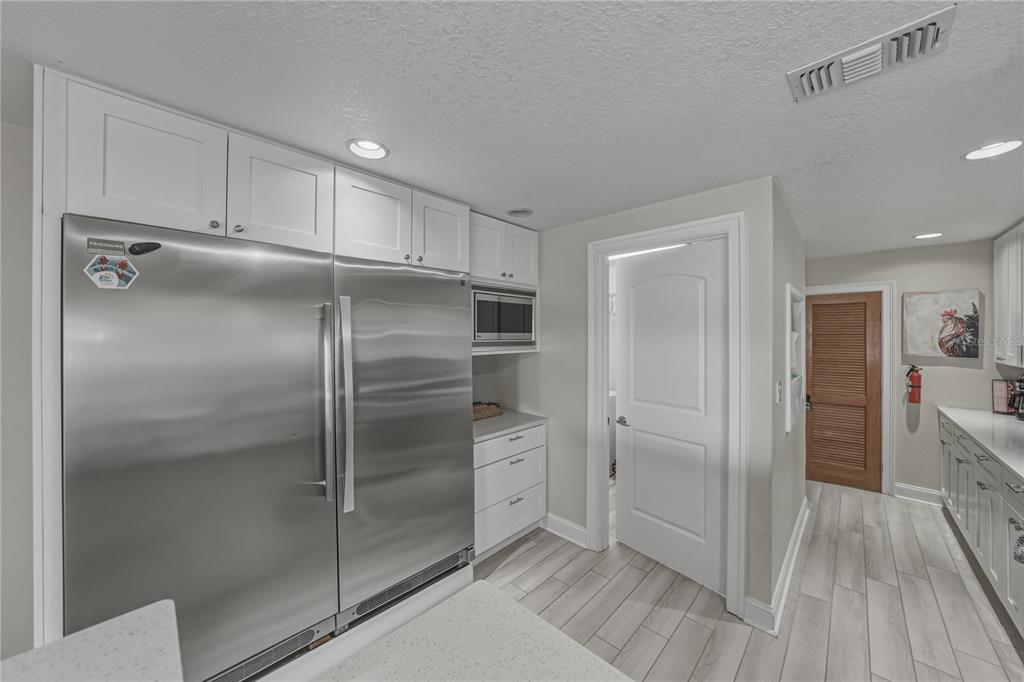 1004 Sago Palm Way Apollo Beach, FL 33572 - Photo 13 of 92