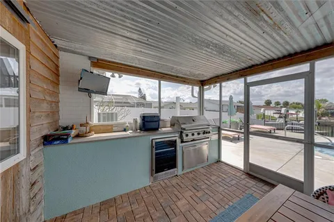 $649,000 | 1004 Sago Palm Way, Apollo Beach, FL 33572