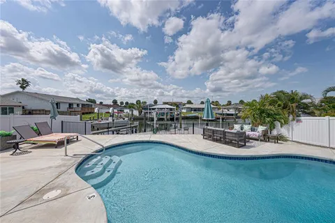 $649,000 | 1004 Sago Palm Way, Apollo Beach, FL 33572