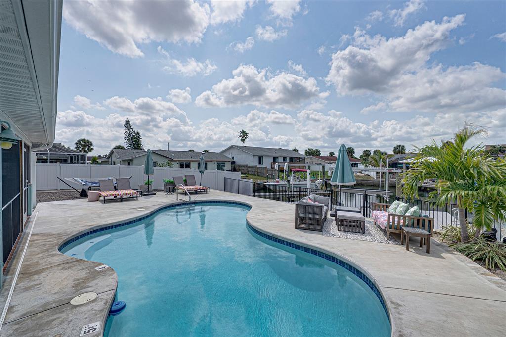 1004 Sago Palm Way Apollo Beach, FL 33572 - Photo 53 of 92