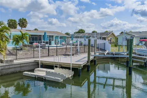 $649,000 | 1004 Sago Palm Way, Apollo Beach, FL 33572
