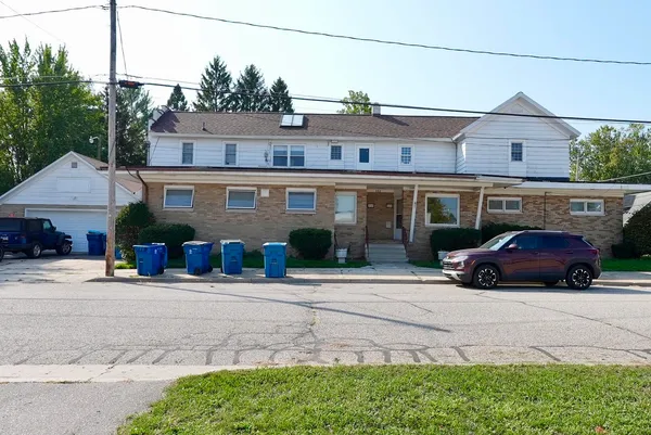 $649,000 | 126 Eastmanville Street, Coopersville, MI 49404