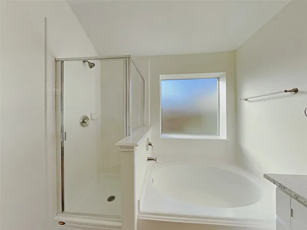 $2,125 | 20111 Niagara Falls Drive, Tomball, TX 77375