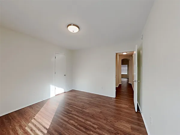 $2,125 | 20111 Niagara Falls Drive, Tomball, TX 77375