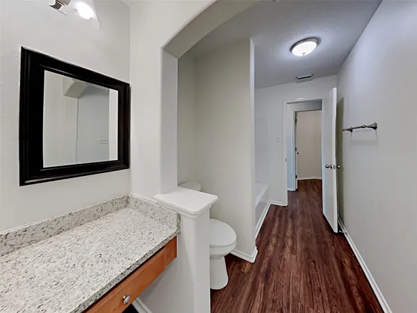 $2,125 | 20111 Niagara Falls Drive, Tomball, TX 77375