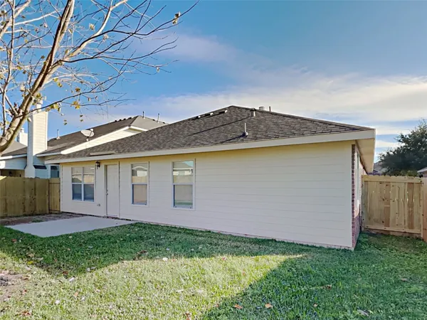 $2,125 | 20111 Niagara Falls Drive, Tomball, TX 77375