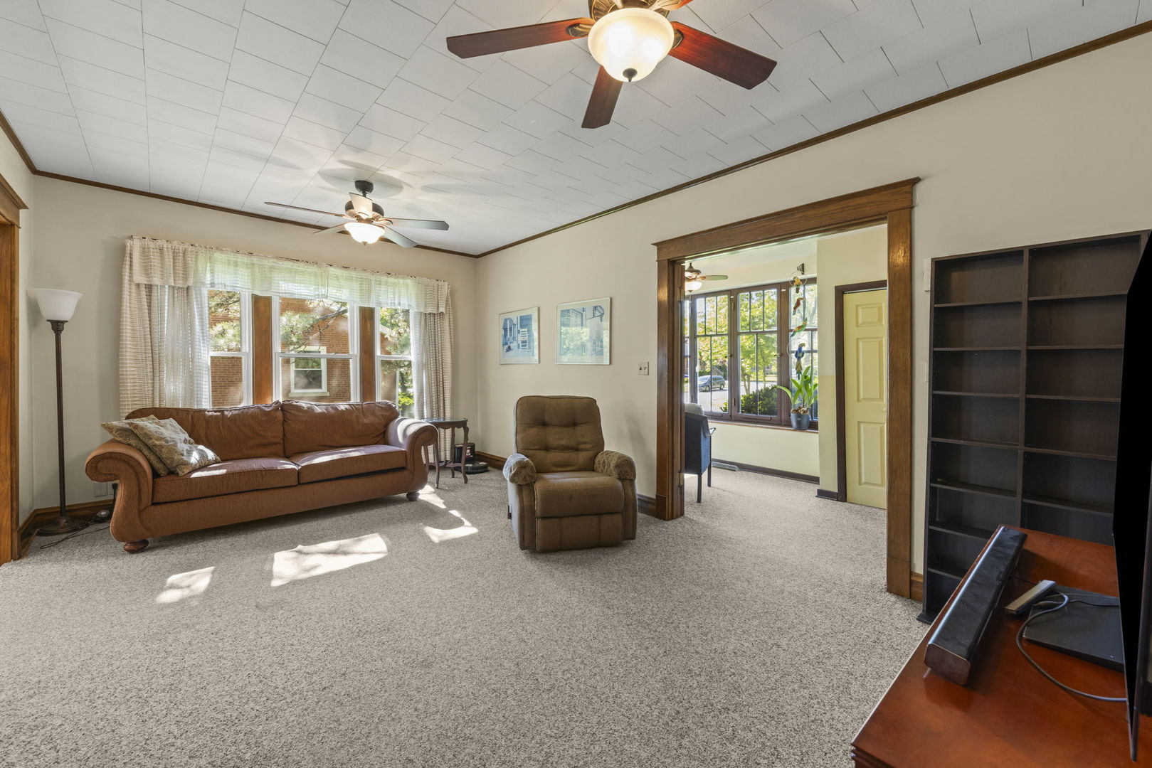 1924 Pine Road Homewood, IL 60430 - Photo 5 of 28