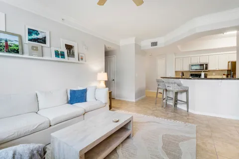$2,999 | 275 Murcia Drive, Unit 212, Jupiter, FL 33458