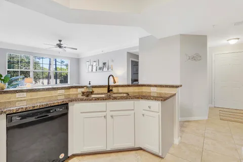 $2,999 | 275 Murcia Drive, Unit 212, Jupiter, FL 33458