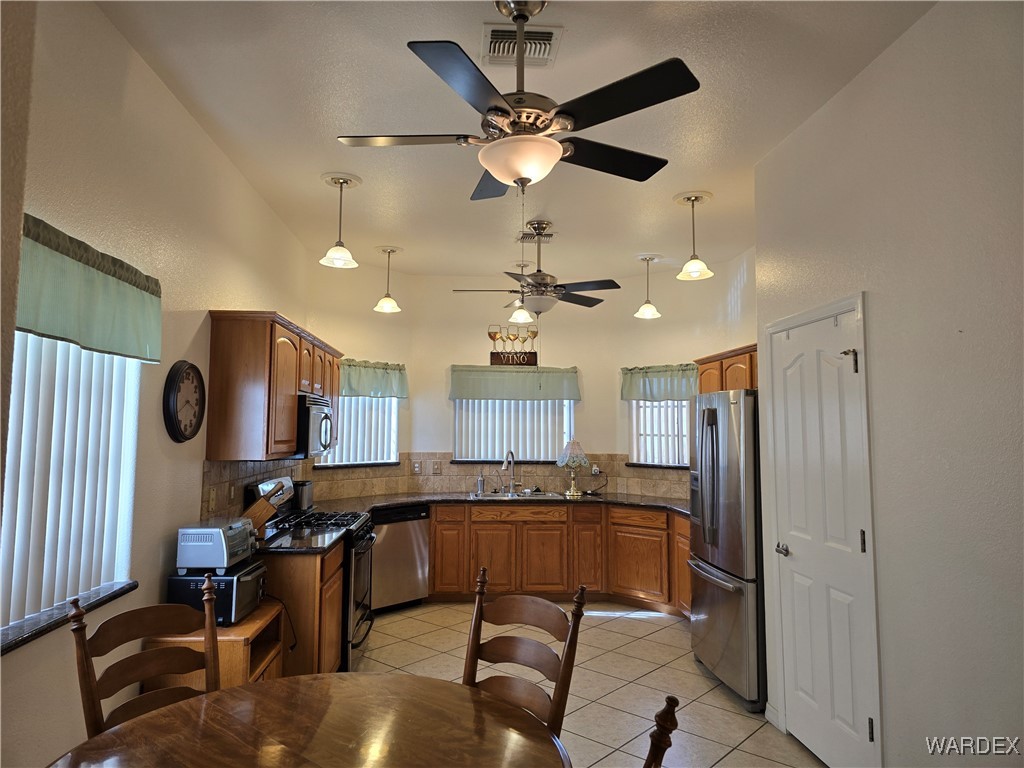 3319 Producers Mine Road Kingman, AZ 86401 - Photo 14 of 47 Kitchen