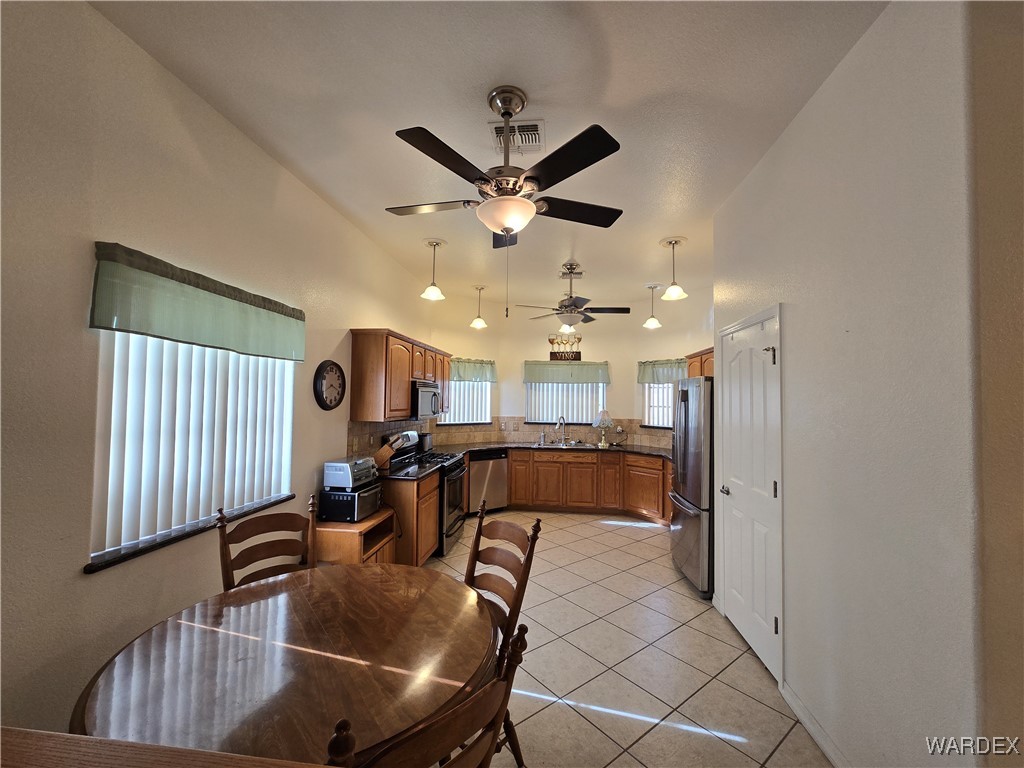 3319 Producers Mine Road Kingman, AZ 86401 - Photo 15 of 47 Kitchen