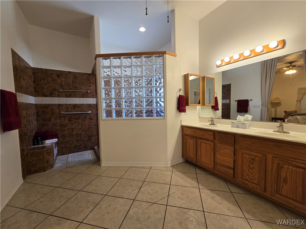 3319 Producers Mine Road Kingman, AZ 86401 - Photo 21 of 47 Master Bathroom