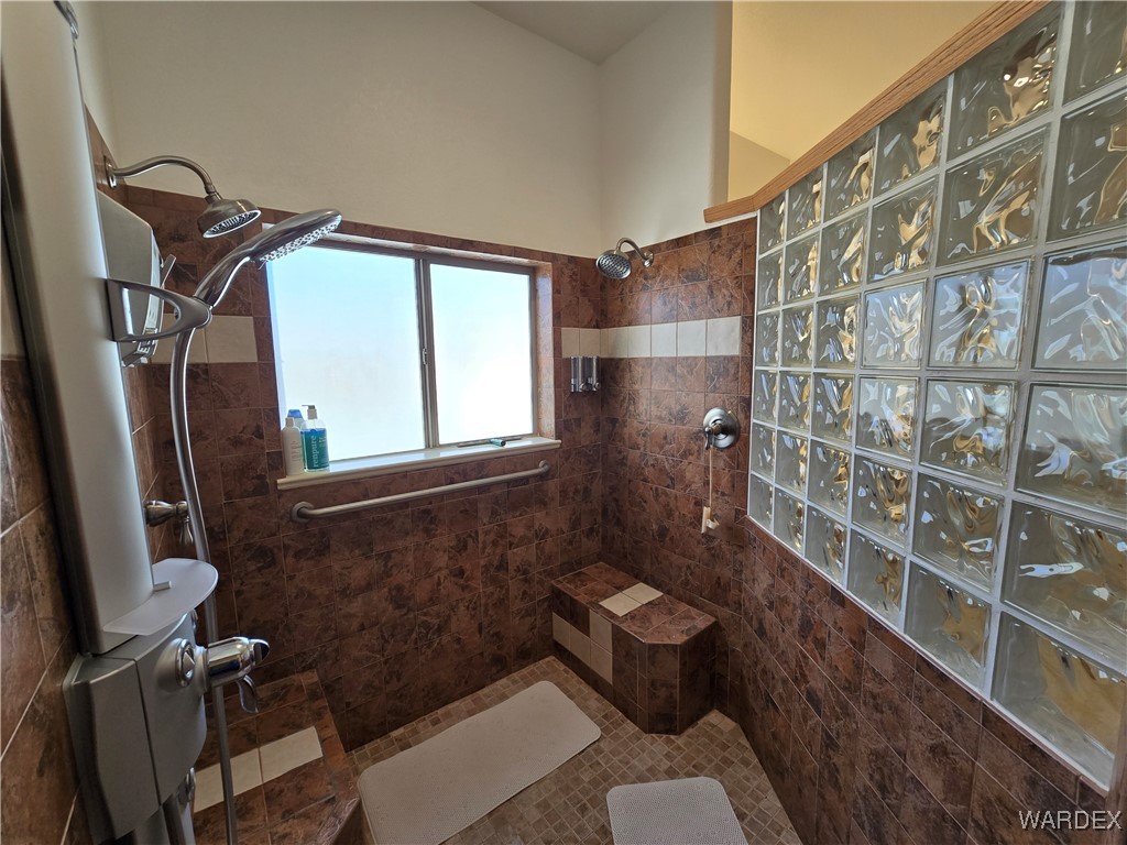 3319 Producers Mine Road Kingman, AZ 86401 - Photo 24 of 47 Bathroom