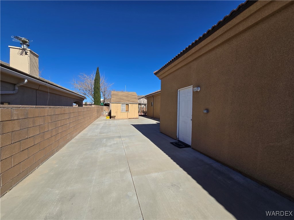 3319 Producers Mine Road Kingman, AZ 86401 - Photo 8 of 47 Parking
