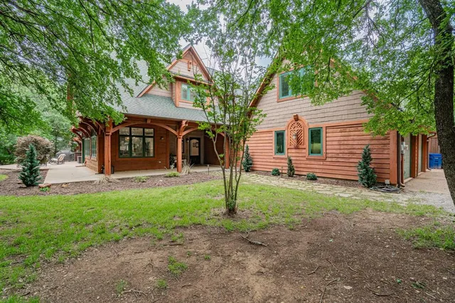 $1,125,000 | 680 Alexandrite Drive, Oak Point, TX 75068