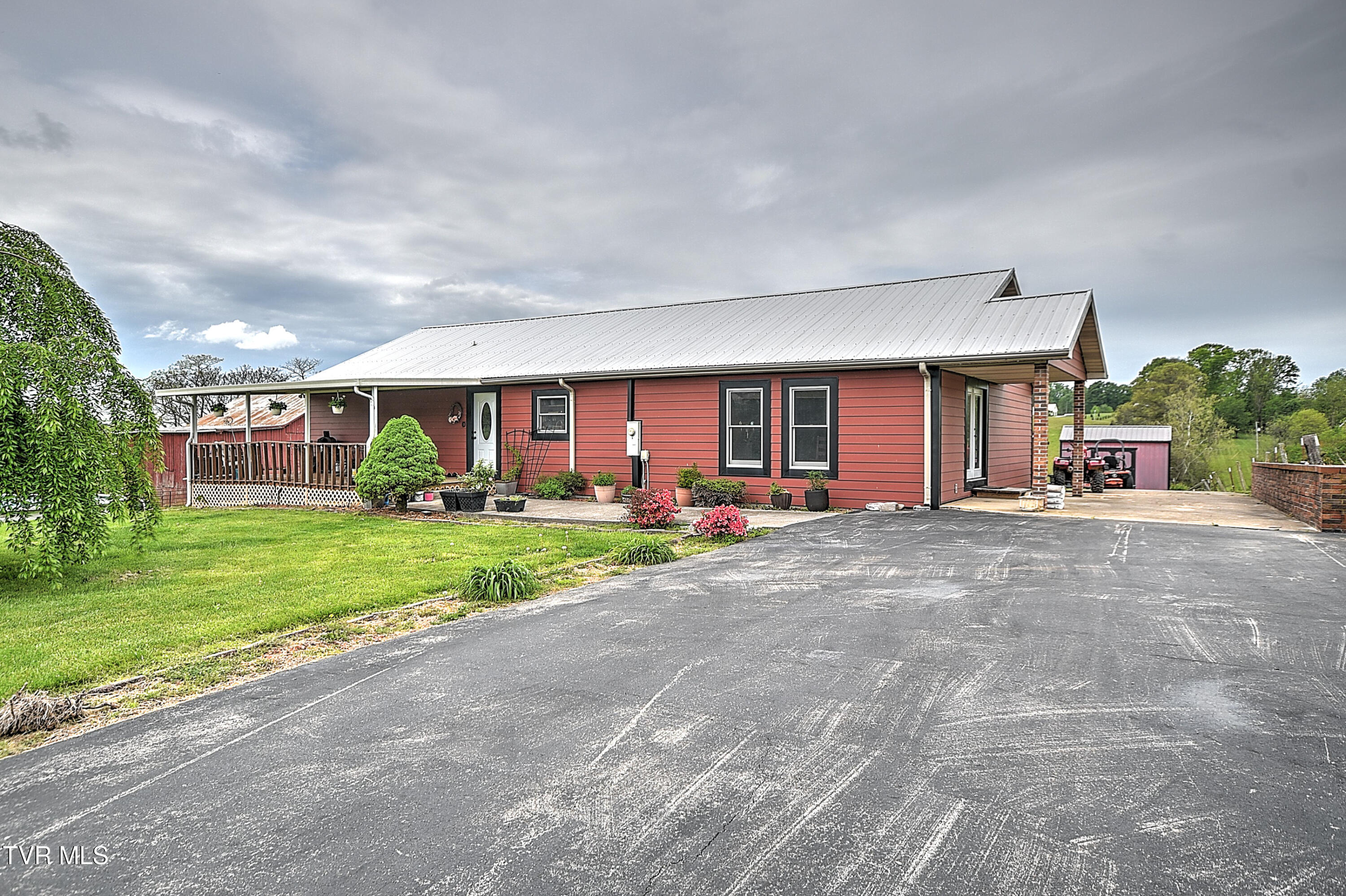127 Gillette Road Jonesborough, TN 37659 - Photo 3 of 48 127 Gillette Rd JF-2