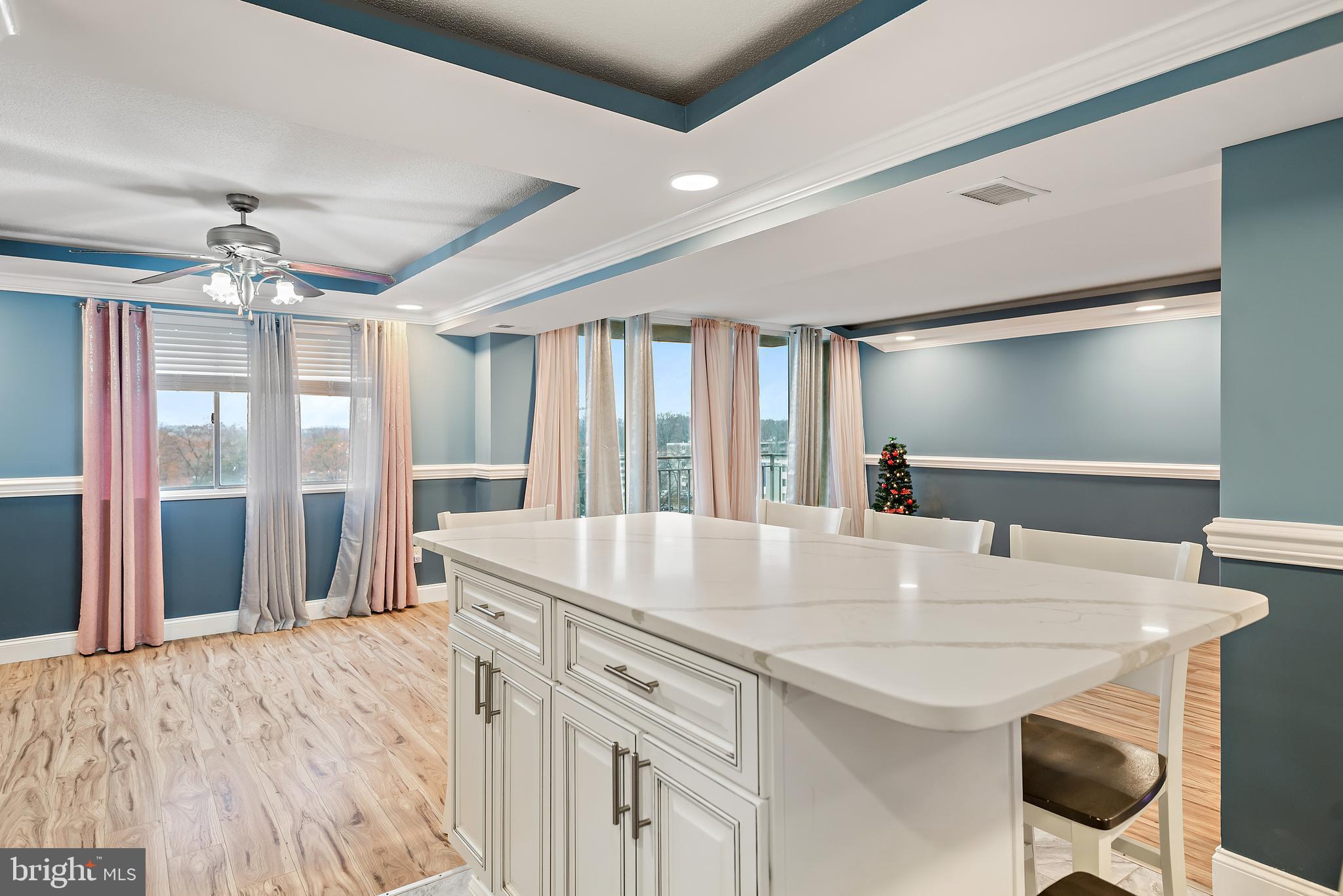 1836 Metzerott Road, Unit 1101 Adelphi, MD 20783 - Photo 7 of 37 Modern architectural details