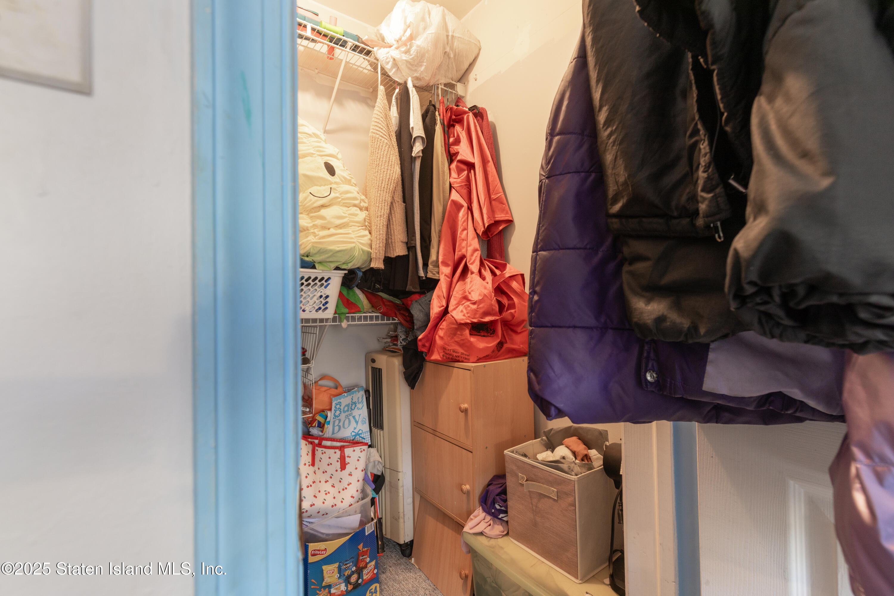 263 Jamie Lane Staten Island, NY 10312 - Photo 35 of 44