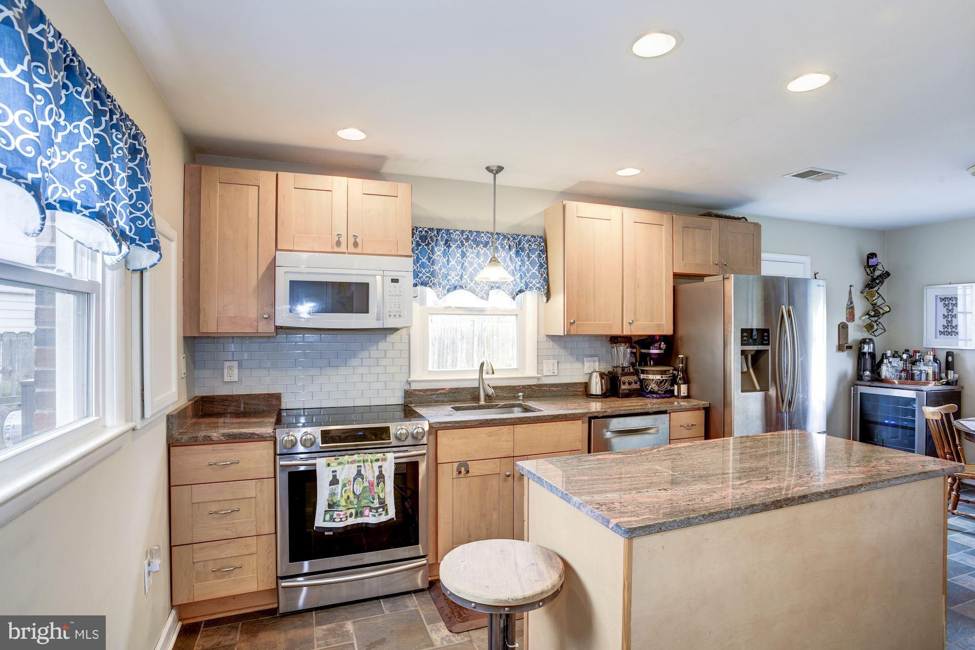 8525 Artillery Road Manassas, VA 20110 - Photo 6 of 24 Kitchen