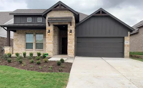 $425,000 | 2320 Shorthorn Drive, Northlake, TX 76247
