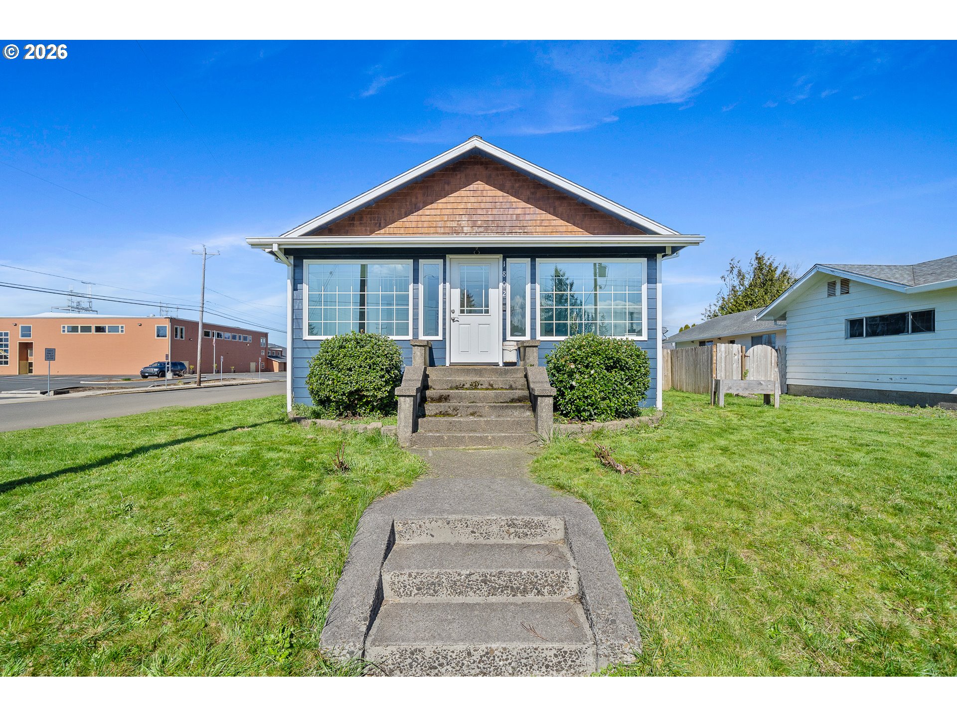 1802 8th Street Tillamook, OR 97141 - Photo 2 of 37