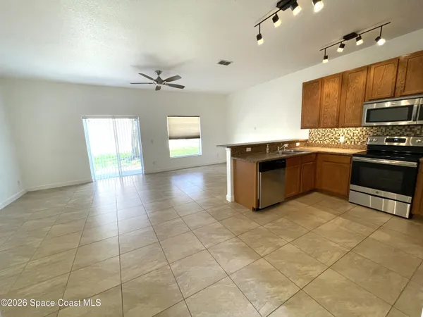 $1,795 | 2600 Revolution Street, Unit 105, Melbourne, FL 32935