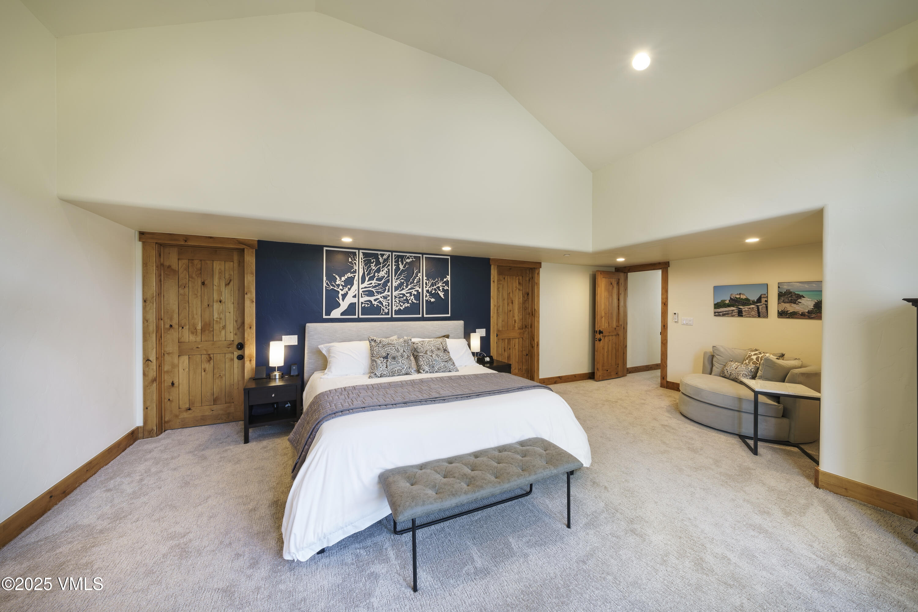 2735 Snowberry Drive, Unit B Vail, CO 81657 - Photo 12 of 48 2735B_Snowberry_Drive_061