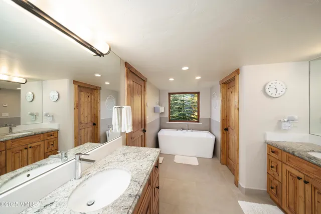 $2,895,000 | 2735 Snowberry Drive, Unit B, Vail, CO 81657