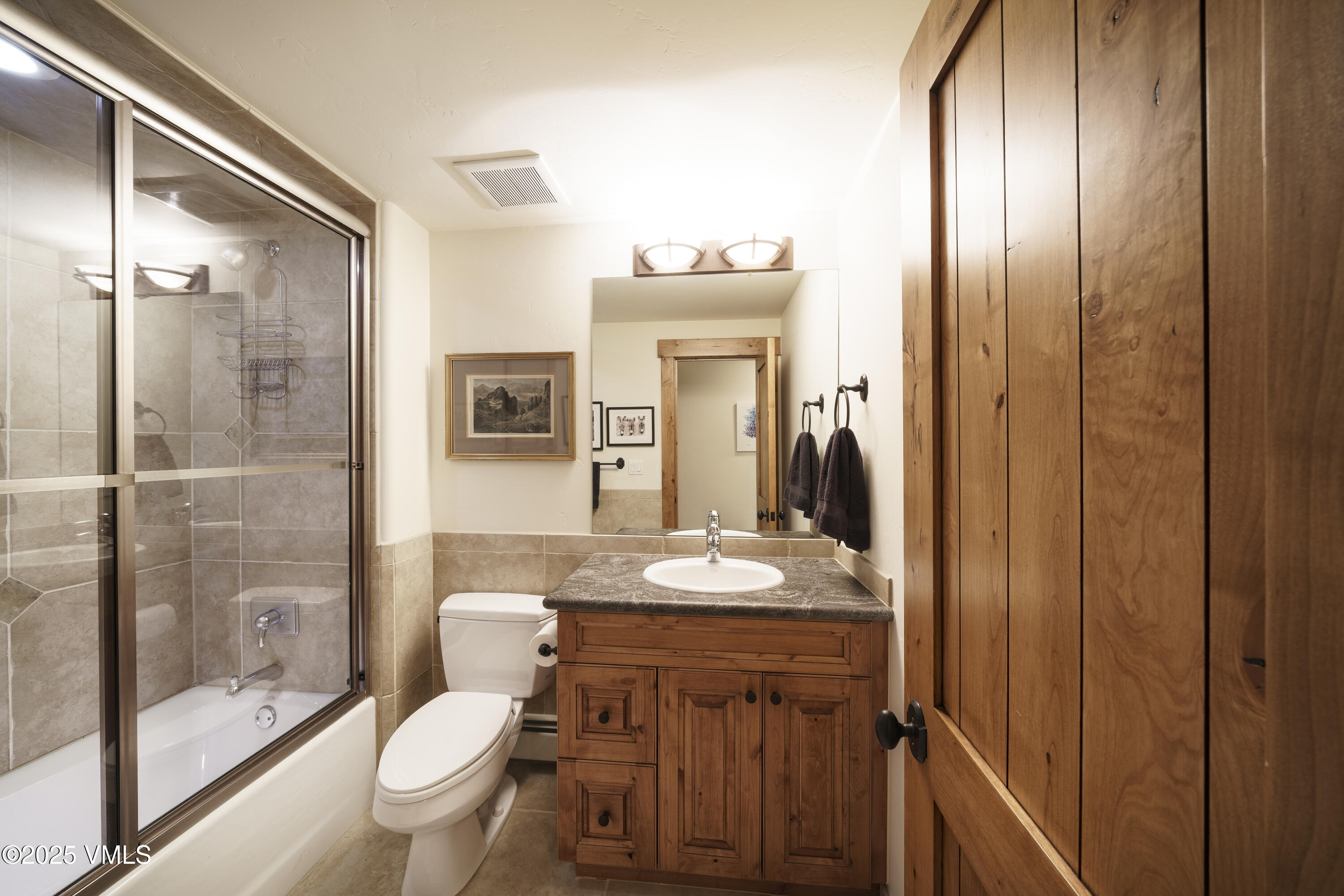 2735 Snowberry Drive, Unit B Vail, CO 81657 - Photo 21 of 48 2735B_Snowberry_Drive_039