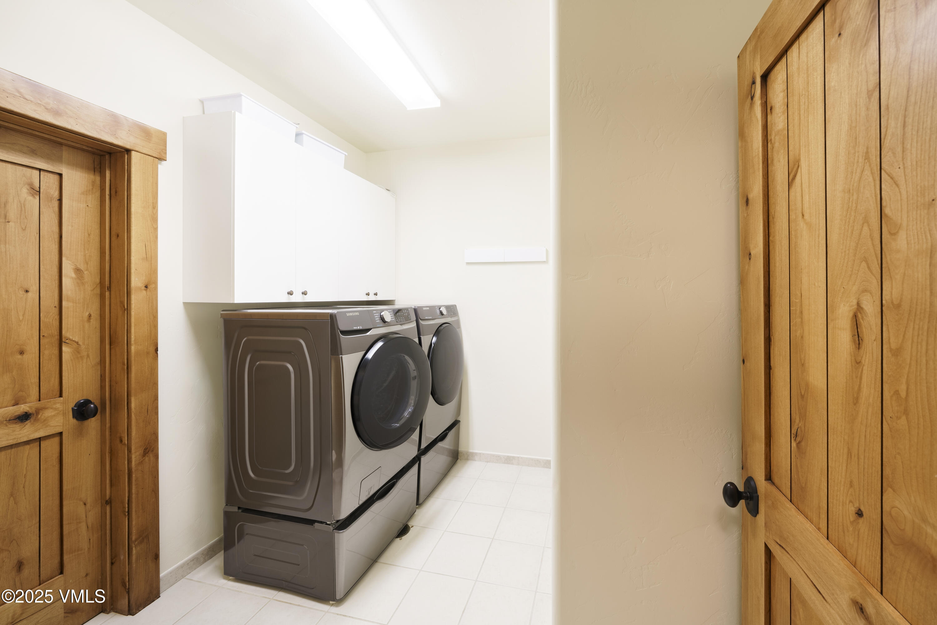 2735 Snowberry Drive, Unit B Vail, CO 81657 - Photo 23 of 48 2735B_Snowberry_Drive_041