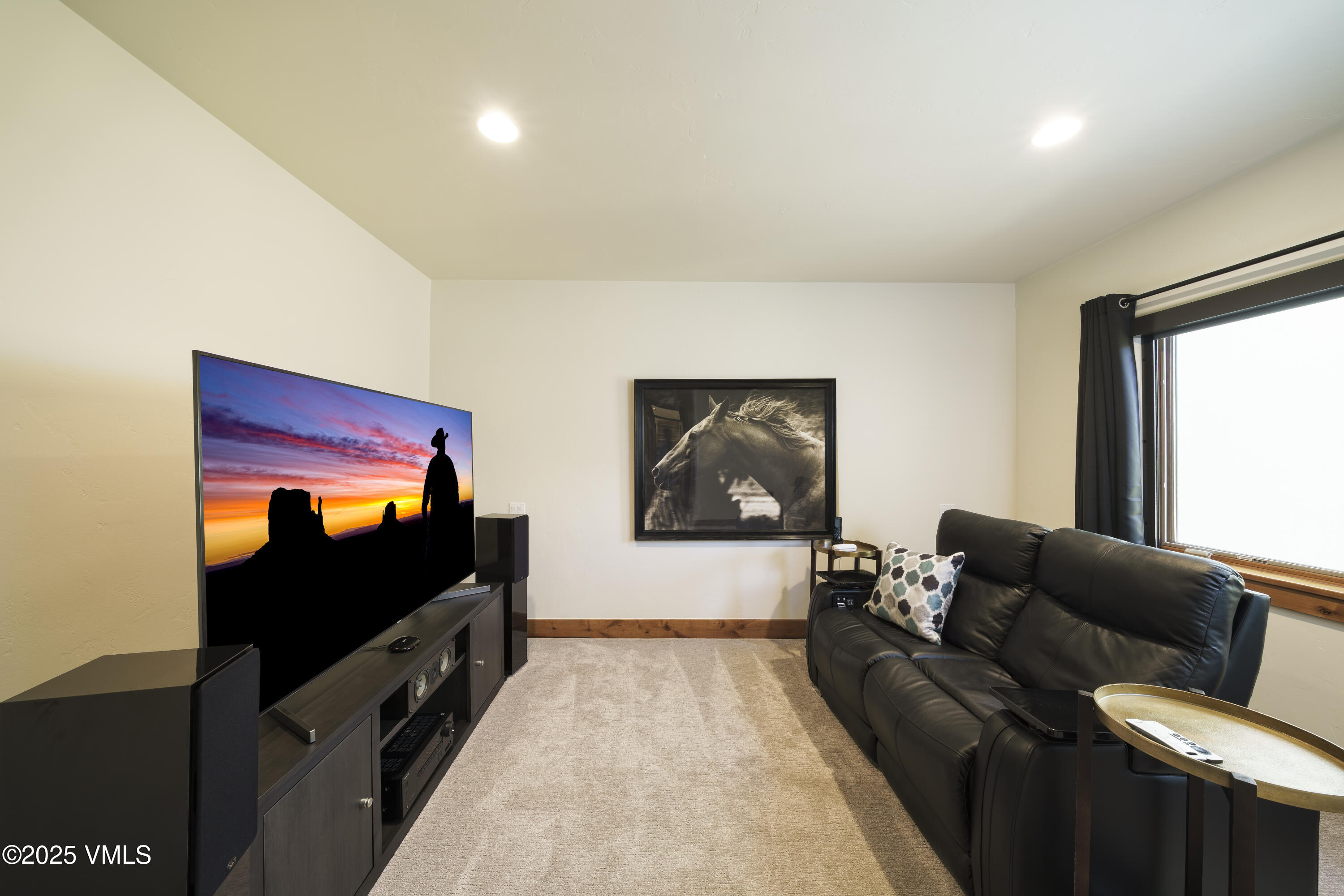 2735 Snowberry Drive, Unit B Vail, CO 81657 - Photo 25 of 48 2735B_Snowberry_Drive_044