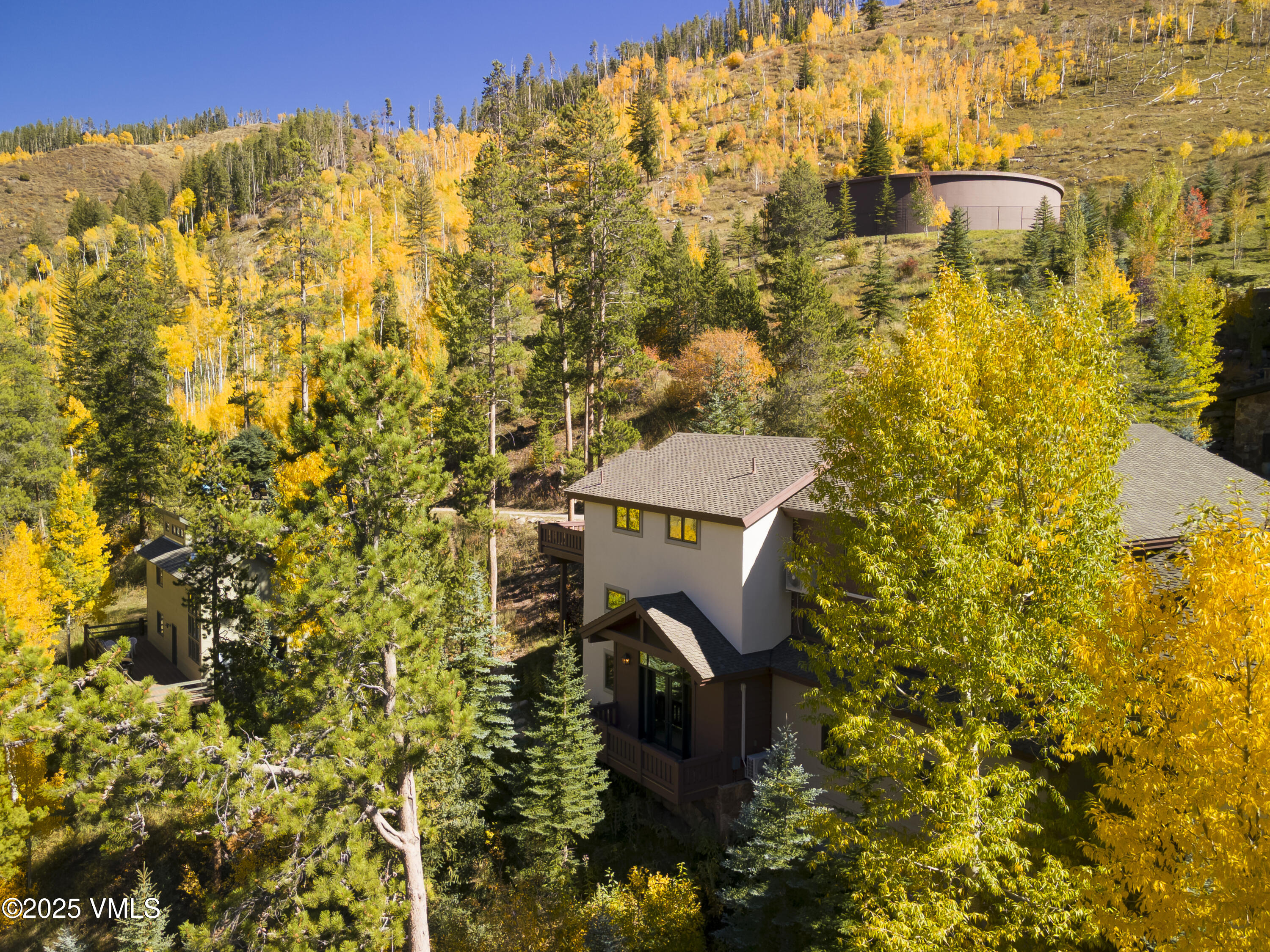 2735 Snowberry Drive, Unit B Vail, CO 81657 - Photo 38 of 48 2735B_Snowberry_Drive_095