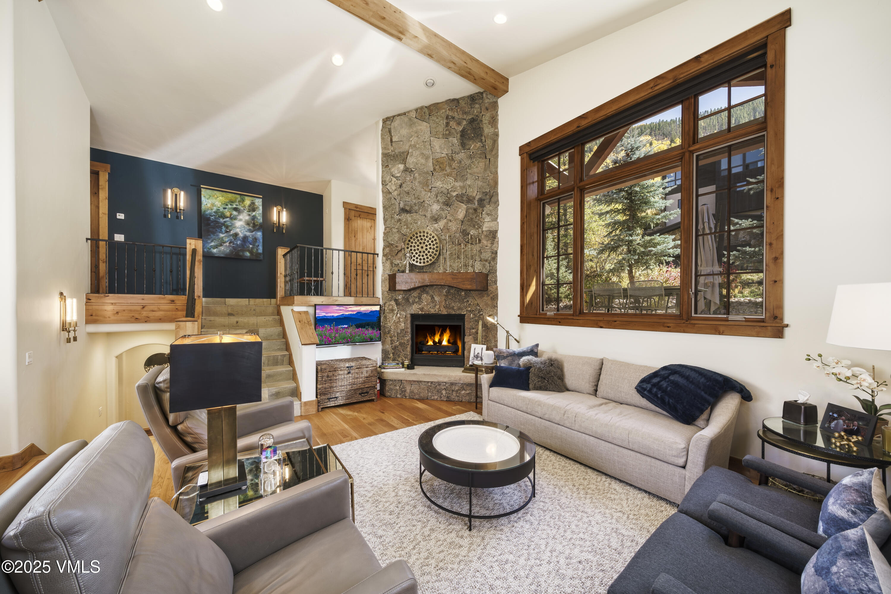 2735 Snowberry Drive, Unit B Vail, CO 81657 - Photo 4 of 48 2735B_Snowberry_Drive_014