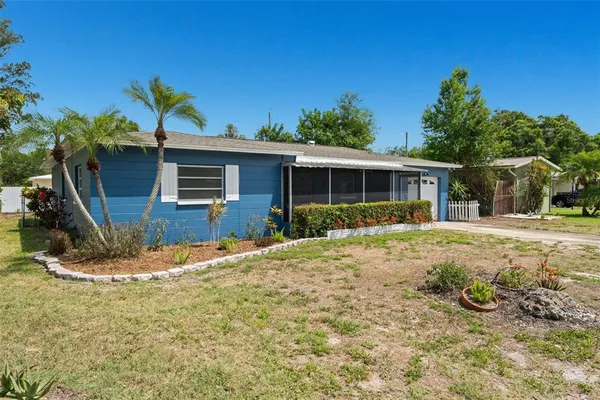 $399,000 | 2027 Valencia Way, Clearwater, FL 33764