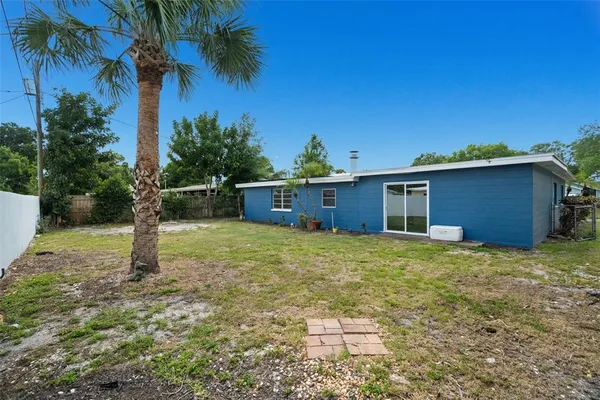 $399,000 | 2027 Valencia Way, Clearwater, FL 33764