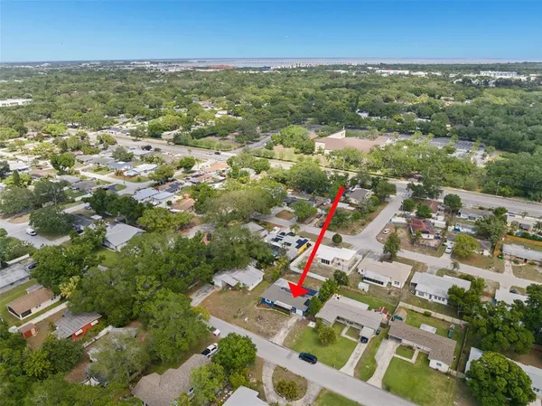 $399,000 | 2027 Valencia Way, Clearwater, FL 33764